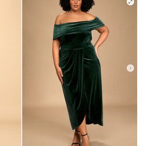 Emerald Green Velvet Off-the-Shoulder Maxi Dress - XL